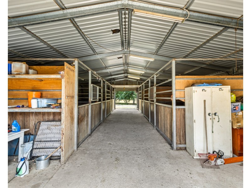 185 Murphys Creek Road, Postmans Ridge QLD 4352