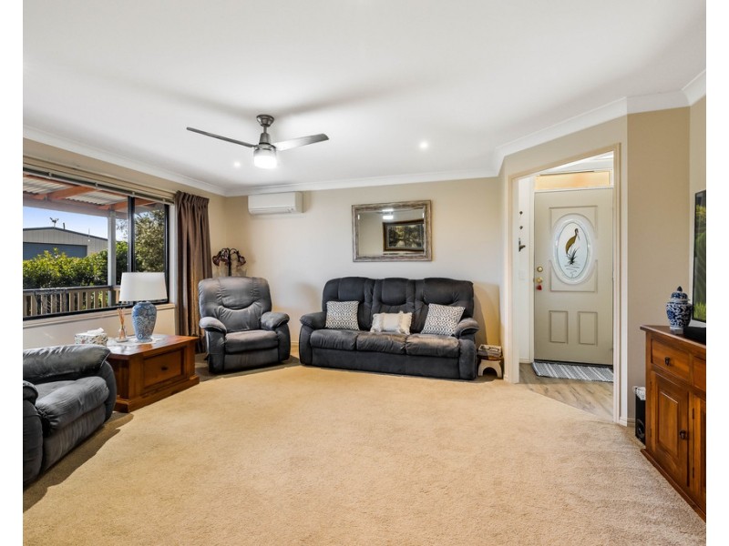 10 Murton Street, Nobby QLD 4360