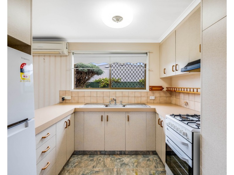 1/185 Ramsay Street, Centenary Heights QLD 4350