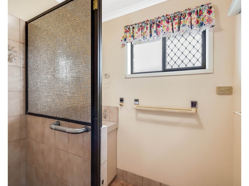1/185 Ramsay Street, Centenary Heights QLD 4350