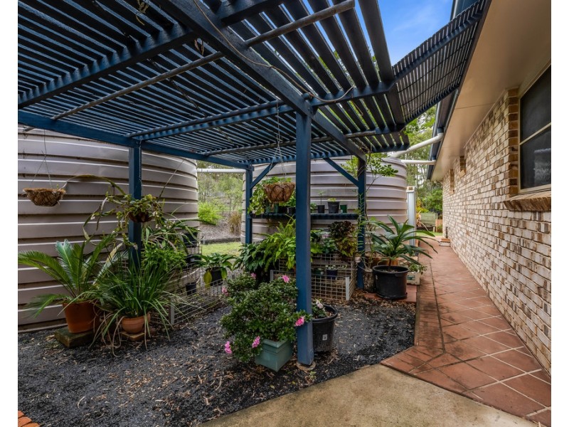 21 Porteus Road, Withcott QLD 4352