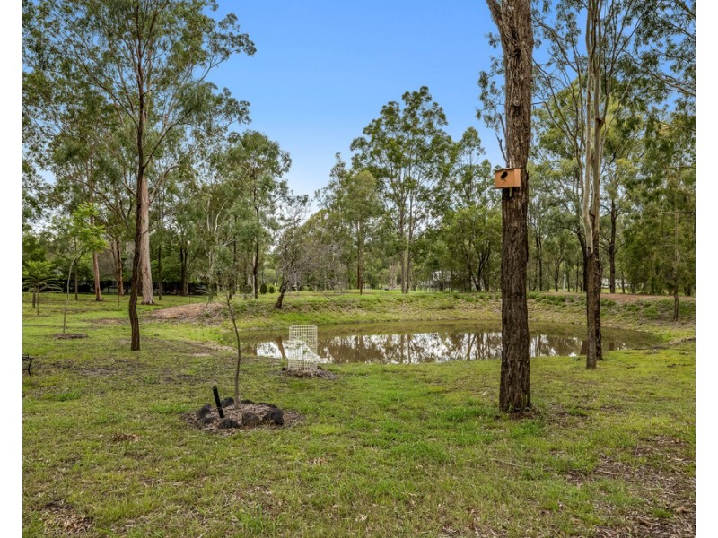 21 Porteus Road, Withcott QLD 4352