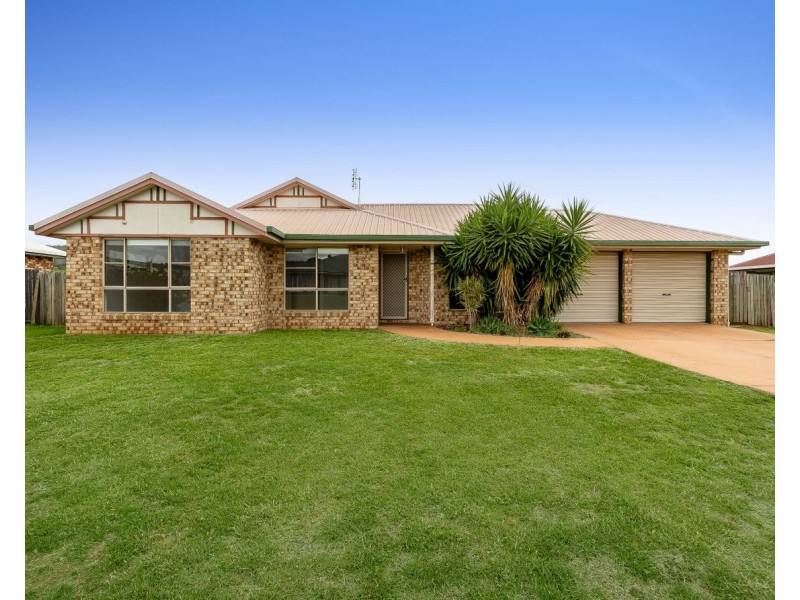 35 Belclaire Drive, Westbrook QLD 4350