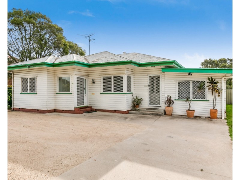 89 Anzac Avenue, Newtown QLD 4350