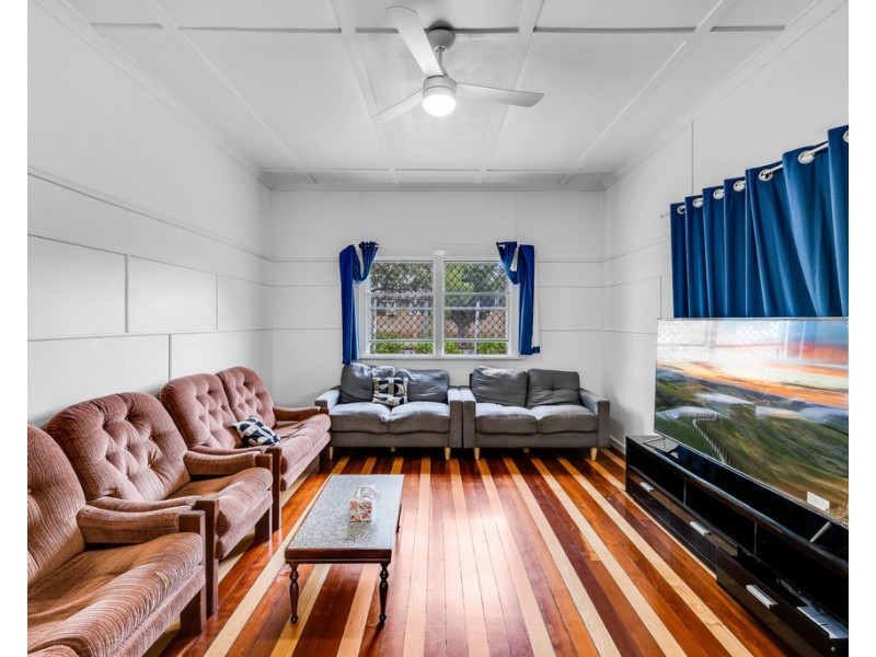 89 Anzac Avenue, Newtown QLD 4350