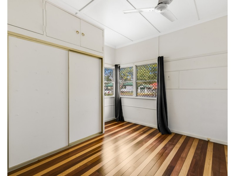 89 Anzac Avenue, Newtown QLD 4350