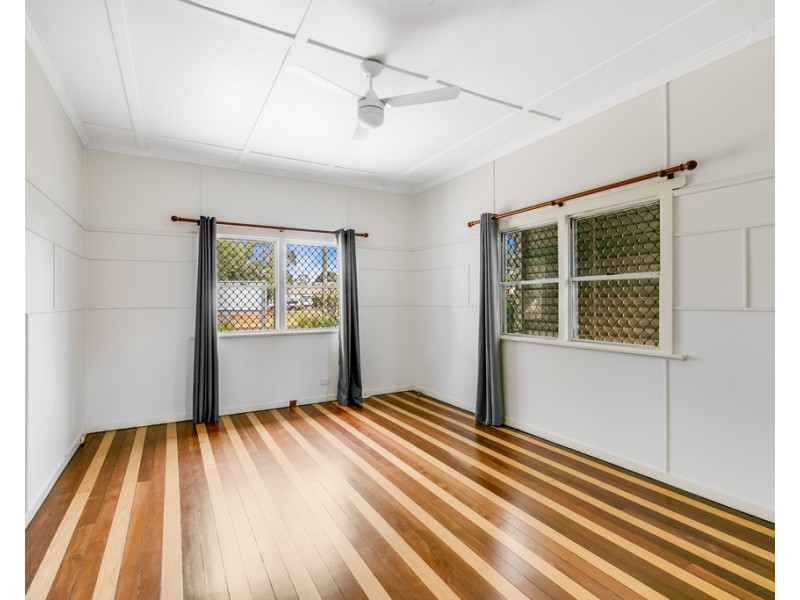 89 Anzac Avenue, Newtown QLD 4350
