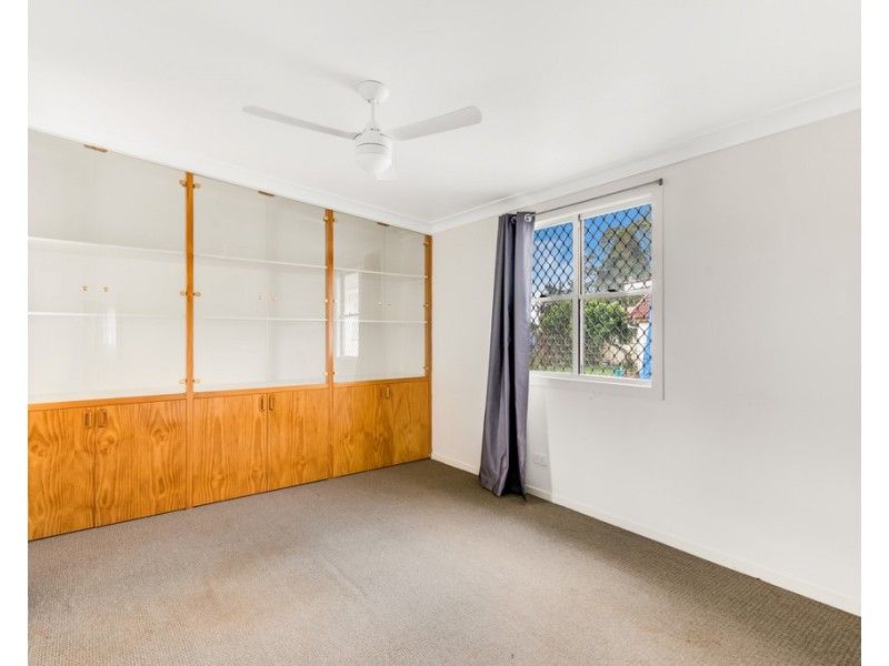 89 Anzac Avenue, Newtown QLD 4350
