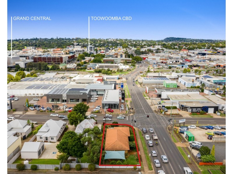 35 Clifford Street, Toowoomba City QLD 4350