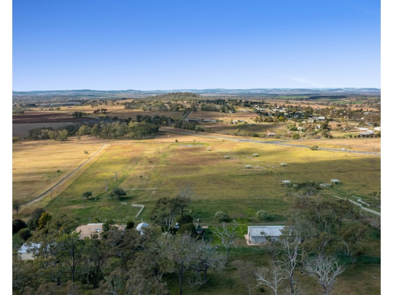 2818 Gore Highway, Southbrook QLD 4363