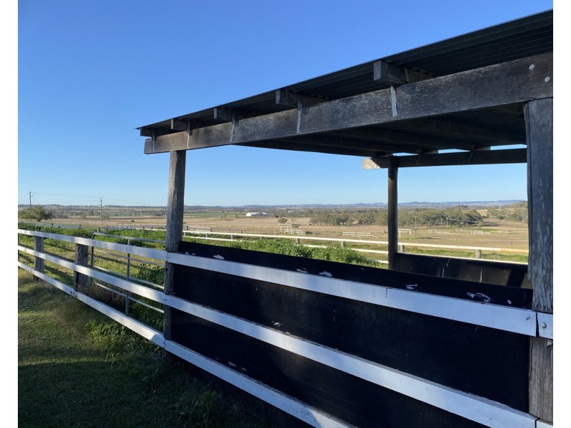 2818 Gore Highway, Southbrook QLD 4363