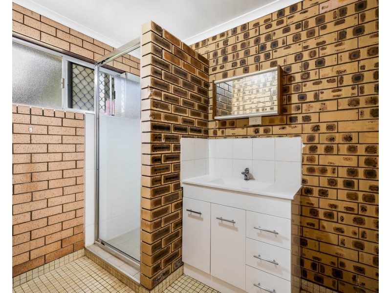 16 Marigold Street, Centenary Heights QLD 4350