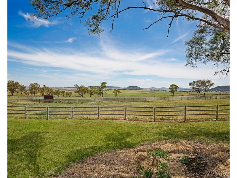 462 Bridies Road, Greenmount QLD 4359