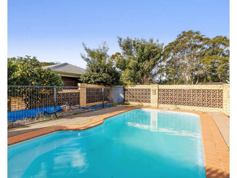 11 Honey Street, Harristown QLD 4350