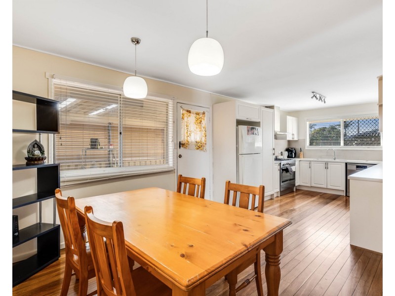 11 Honey Street, Harristown QLD 4350