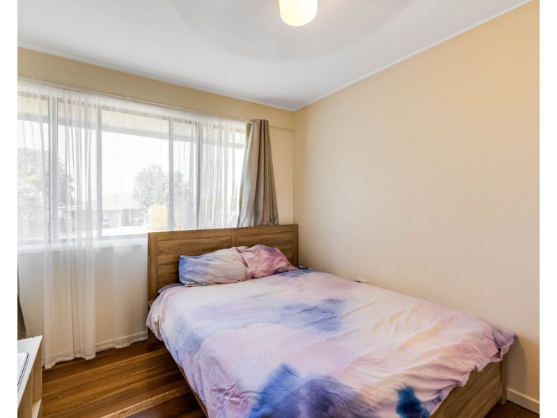 11 Honey Street, Harristown QLD 4350