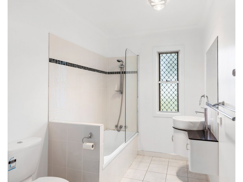 48 Cambooya Street, Drayton QLD 4350