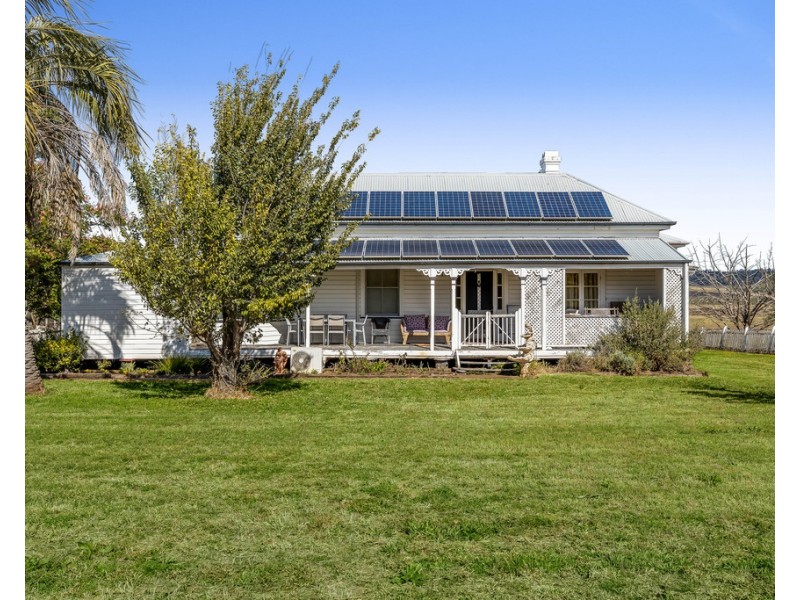 364 Cudmore Road, Cambooya QLD 4358