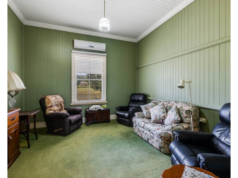 364 Cudmore Road, Cambooya QLD 4358