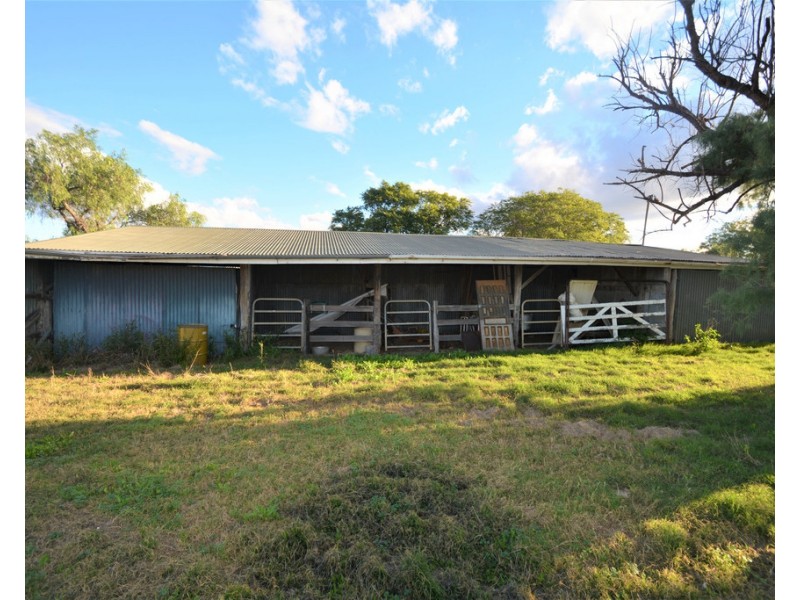 364 Cudmore Road, Cambooya QLD 4358