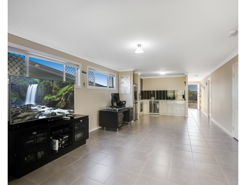 23 90 GLENVALE ROAD, Harristown QLD 4350