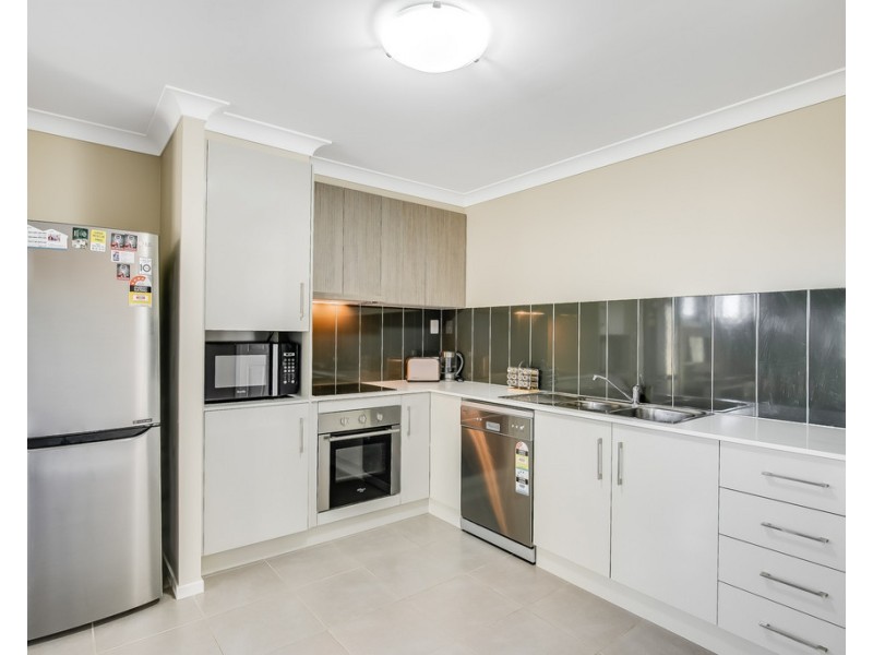 23 90 GLENVALE ROAD, Harristown QLD 4350