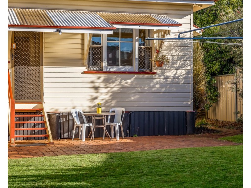 25 Vacy Street, Newtown QLD 4350