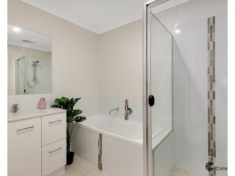 1/22 Kensei Street, Wyreema QLD 4352