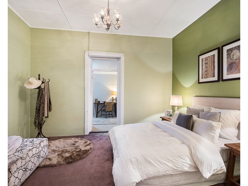 46 Hursley Road, Newtown QLD 4350