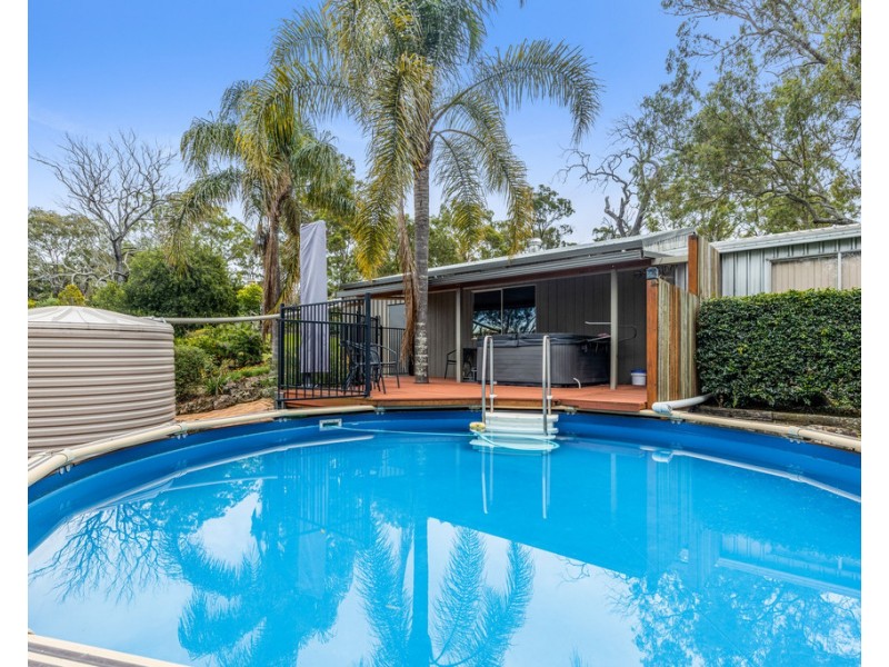 8 Valley View Drive, Meringandan West QLD 4352