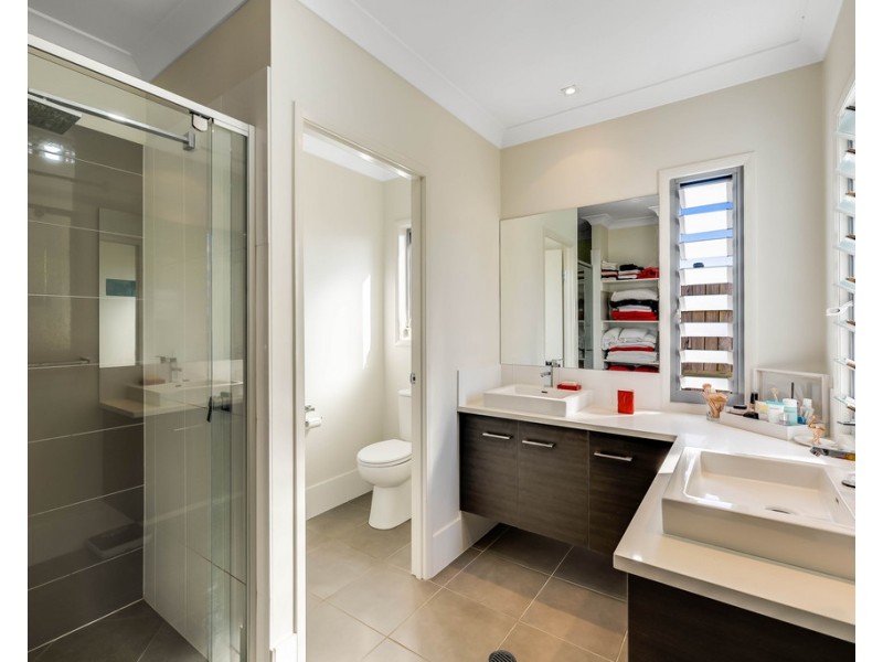 13 Stedman Street, Middle Ridge QLD 4350