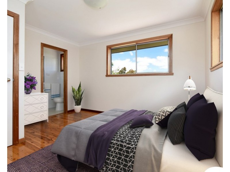 8 Barrymount Crescent, Mount Lofty QLD 4350