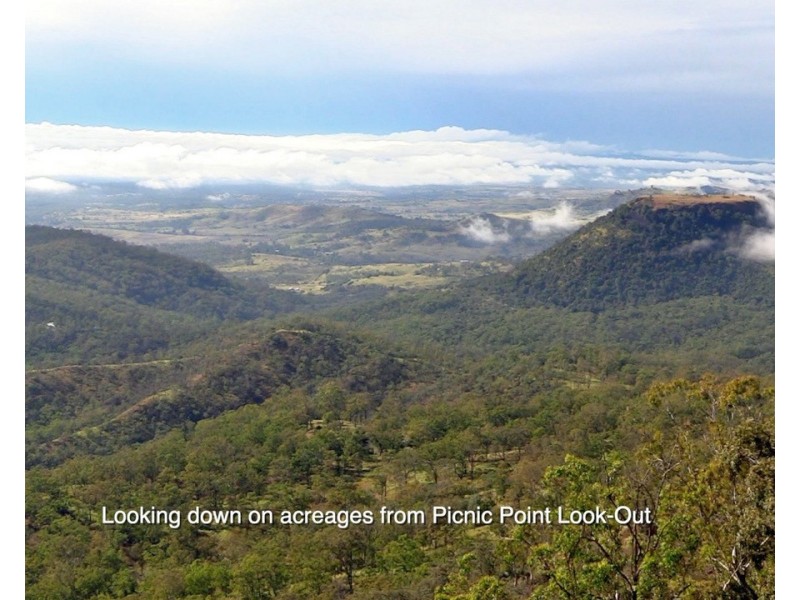 52 Berghofer Drive, Table Top Estate,, Withcott QLD 4352