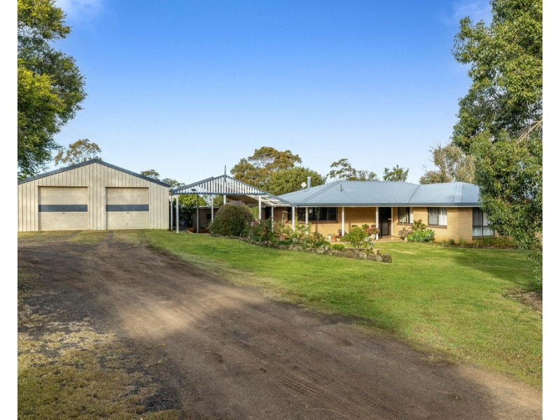 23 Strickland Road, Greenmount East QLD 4359