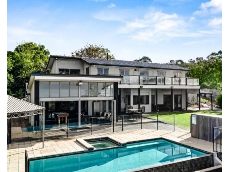 10 MCSTAY STREET, Middle Ridge QLD 4350