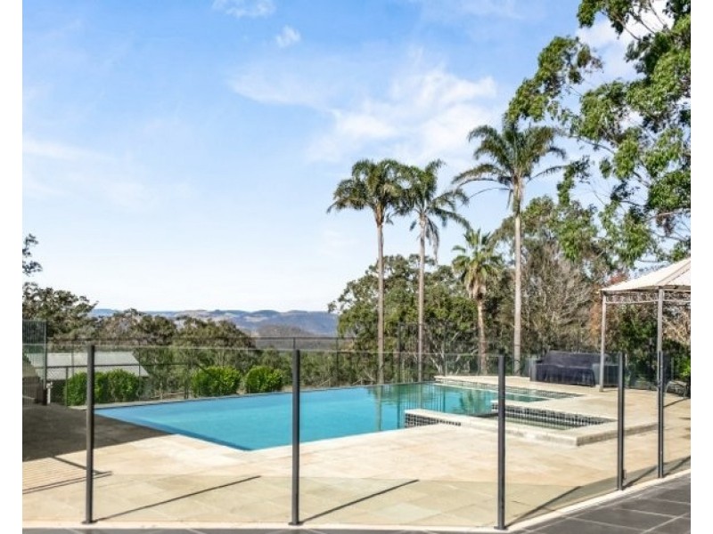 10 MCSTAY STREET, Middle Ridge QLD 4350