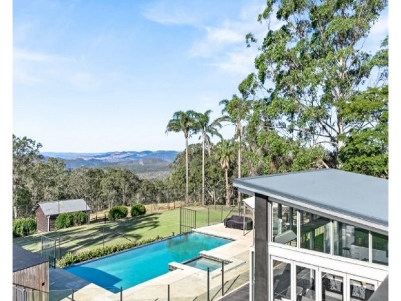 10 MCSTAY STREET, Middle Ridge QLD 4350