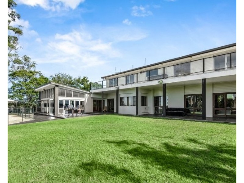 10 MCSTAY STREET, Middle Ridge QLD 4350