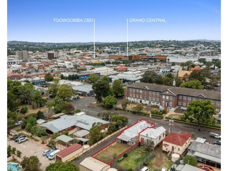 17 Taylor Street, Toowoomba City QLD 4350