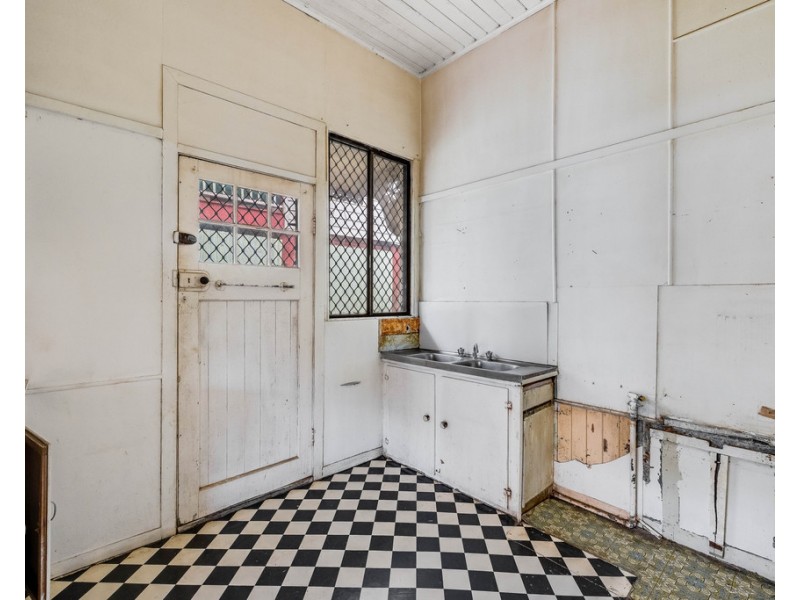 17 Taylor Street, Toowoomba City QLD 4350