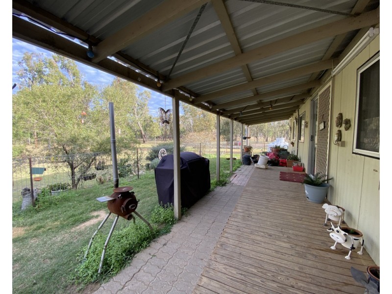 90 Wallaby Drive, Cypress Gardens QLD 4357