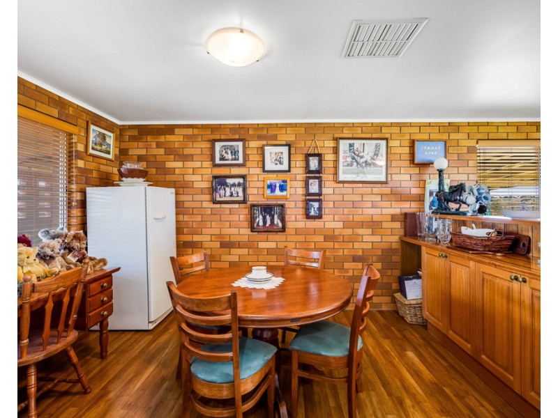 113 Oakey Crosshill Road, Oakey QLD 4401