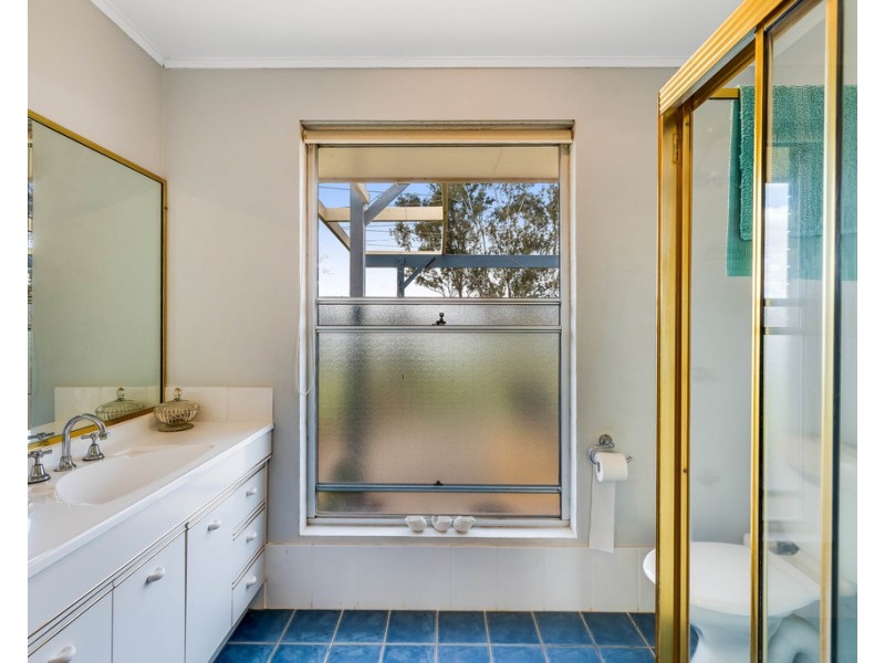 113 Oakey Crosshill Road, Oakey QLD 4401