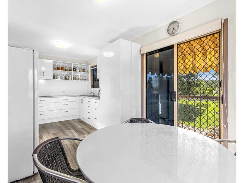 31 Peters Road, Meringandan West QLD 4352