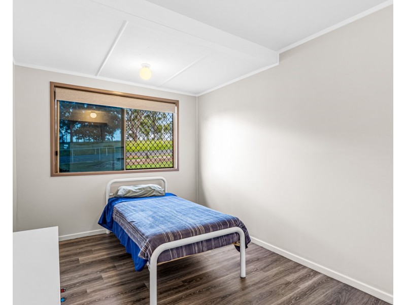 31 Peters Road, Meringandan West QLD 4352