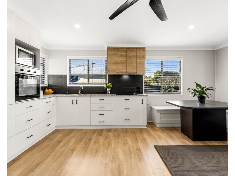 56 Eton Street, Cambooya QLD 4358