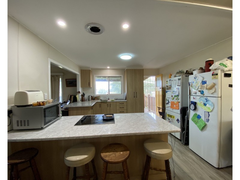 44 Whittaker Road, Southbrook QLD 4363