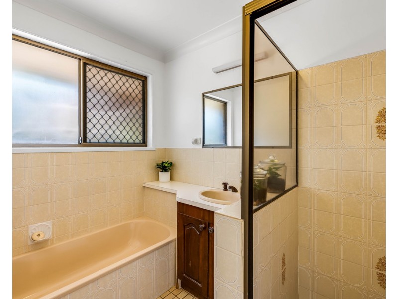 3 Palm Court, Rangeville QLD 4350