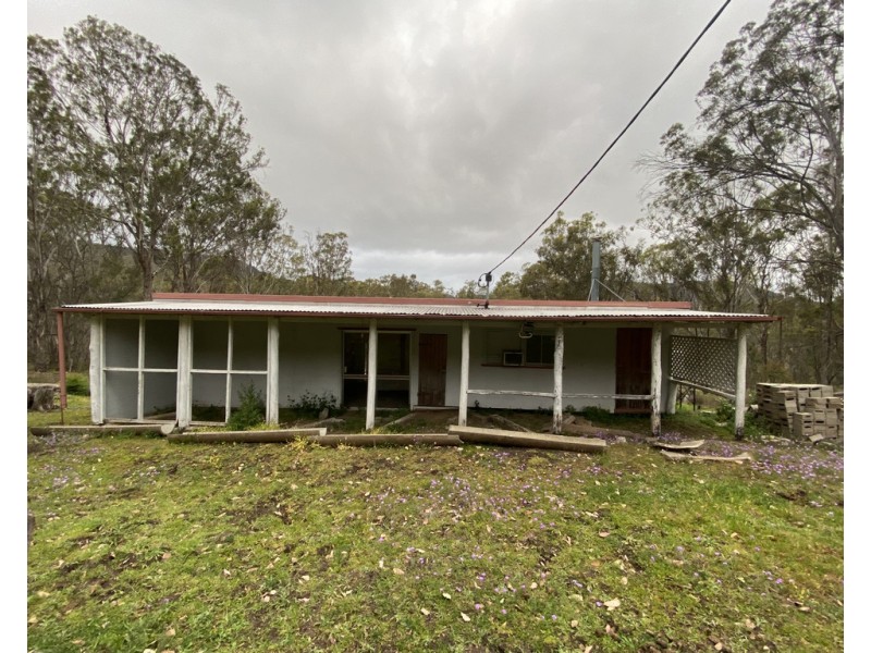 221 Hendrie Road, Upper Pilton QLD 4361