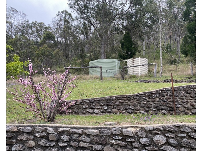 221 Hendrie Road, Upper Pilton QLD 4361